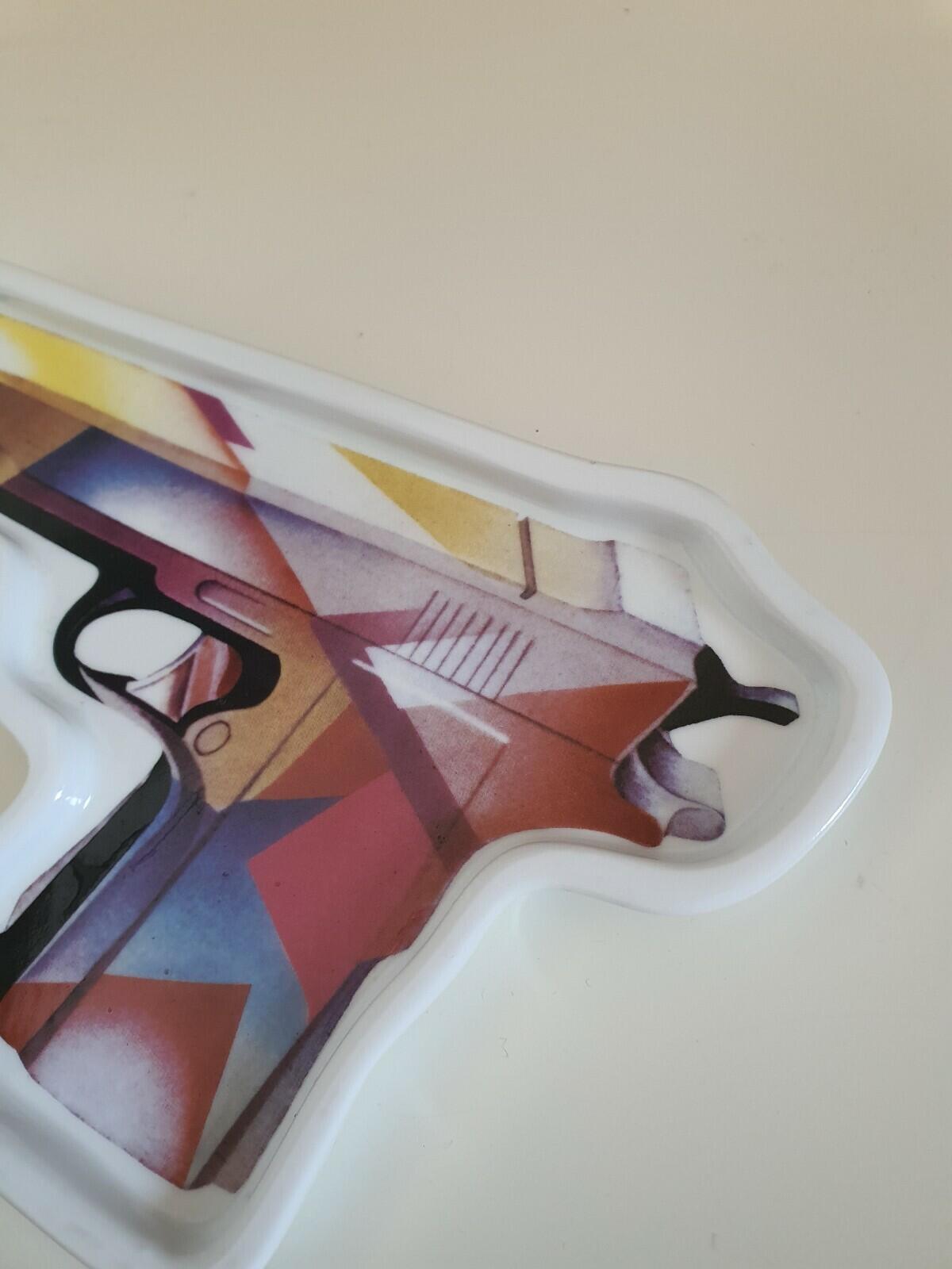 Accesorio de bandeja de cerámica Mendini Gun de Supreme SS16