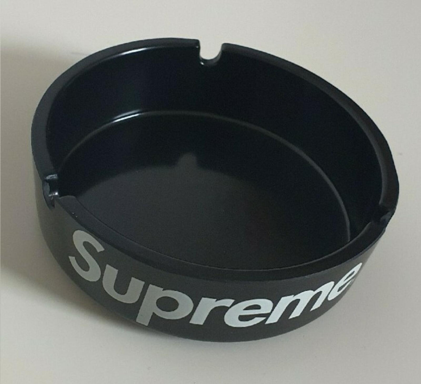 SS08 Supreme black plastic ashtray vintage from 2008 Very Rare