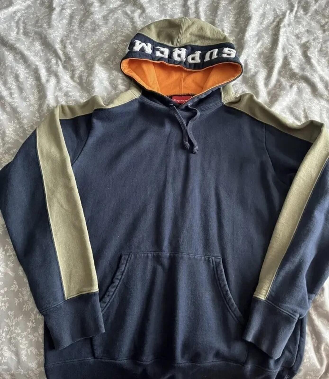 FW18 Supreme Paneled Hooded Sweatshirt Navy Size M
