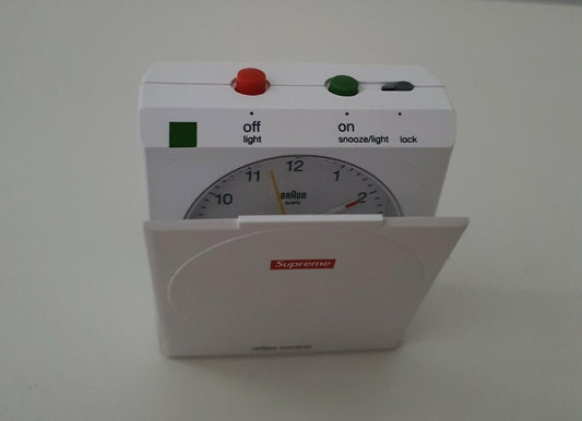 SS15 Supreme x Braun Reloj despertador de viaje blanco con logo pequeño Raro