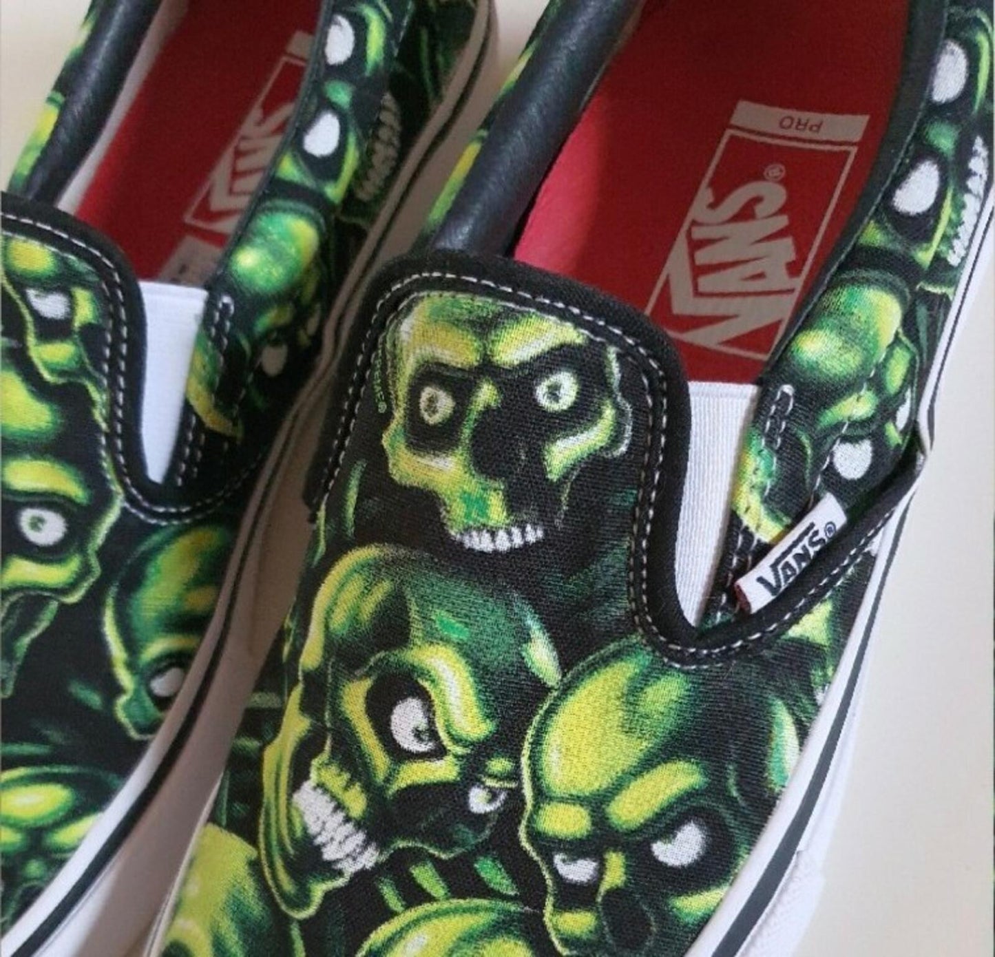SS18 Supreme x Vans Skull Pile Slip-On Pro US 8 UK 7 EU 40.5 Glow in the dark