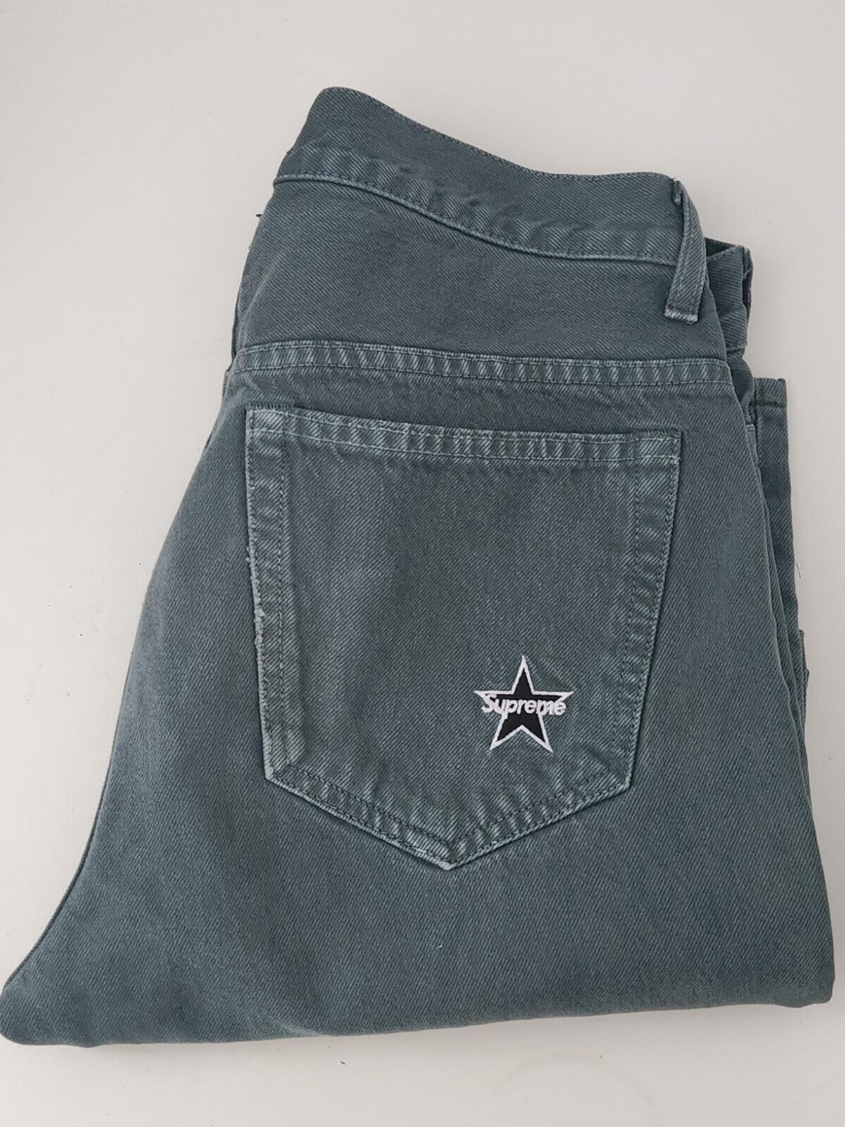 SS18 Supreme jeans regulares lavados Talla 30 Pantalones verde oscuro W30 L25 denim de estrellas