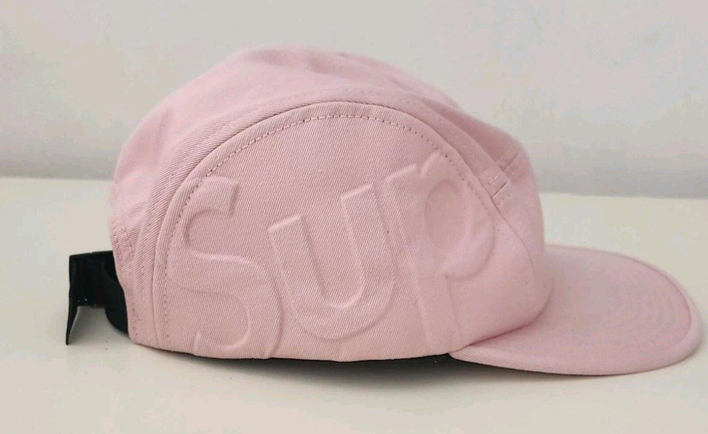Gorra FW16 Supreme Raised Sup Camp rosa