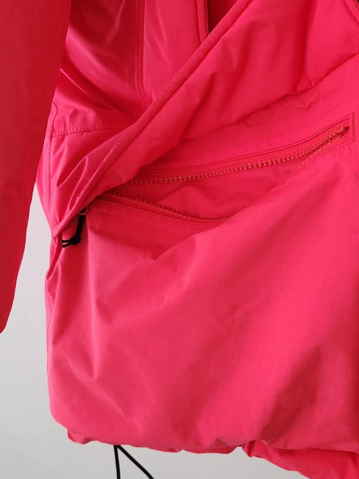 FW20 Supreme GORE-TEX 700-Fill down Parka M Medium jacket Waterproof Bright Red