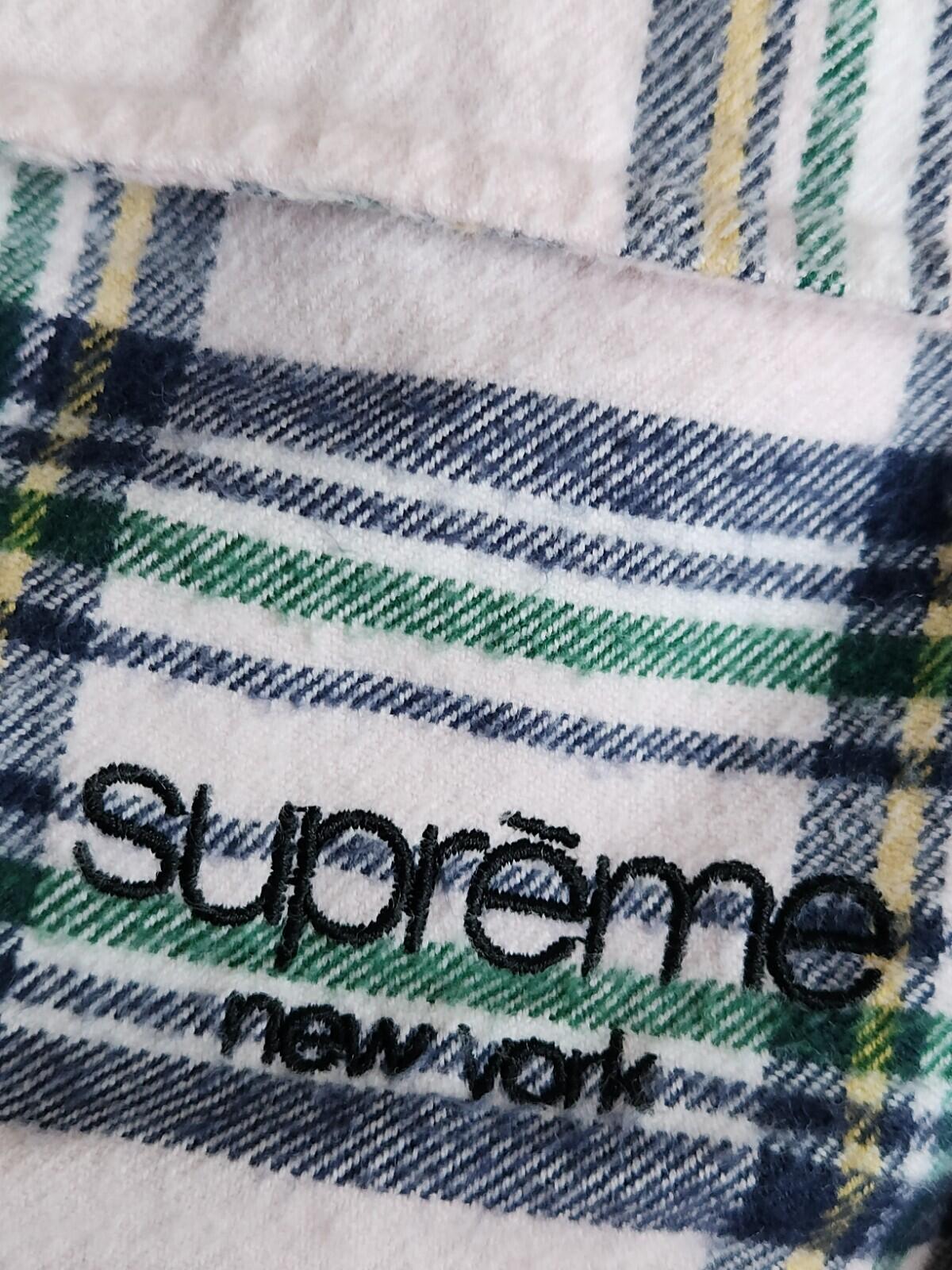 FW20 Supreme Tartan Flannel Cargo Vest size M Medium