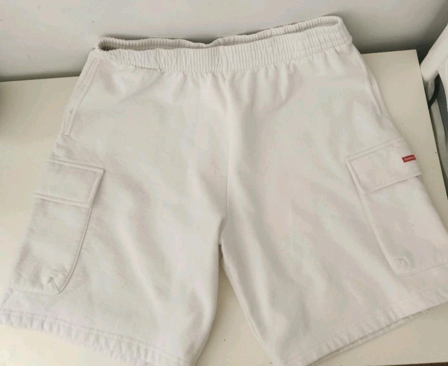 SS23 Supreme Small Box Baggy Cargo Shorts talla XL pantalón corto de chándal blanco