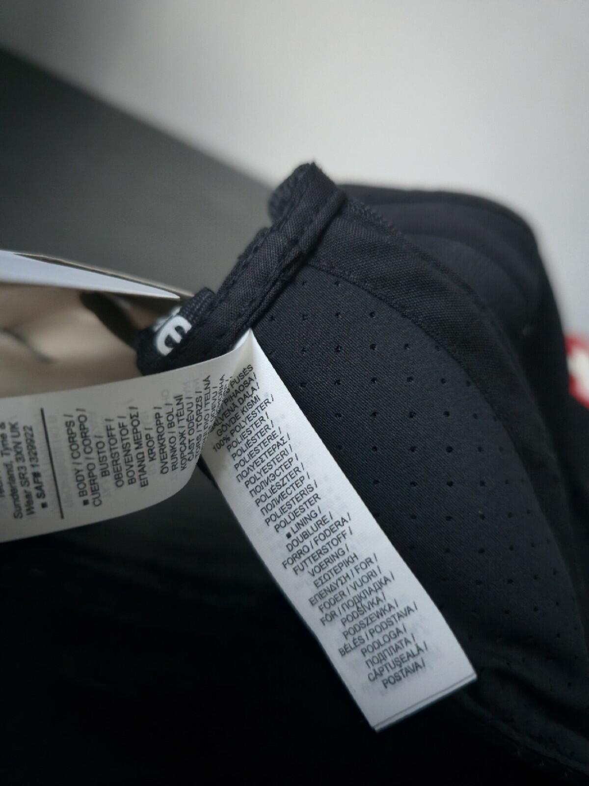 SS22 Supreme x Nike Shox Running Negro Dri-FIT