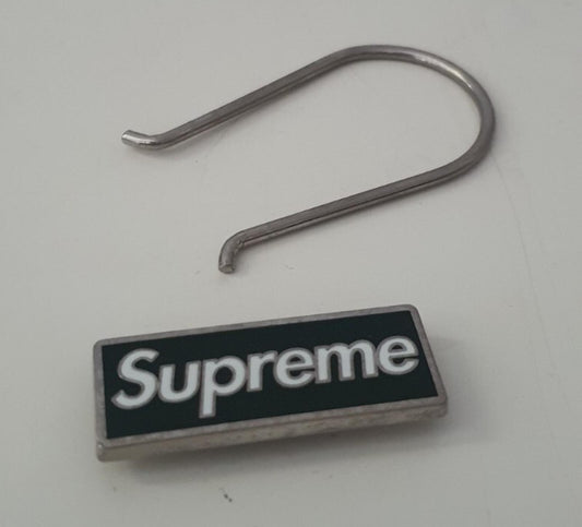 FW15 Supreme Llavero con clip Negro