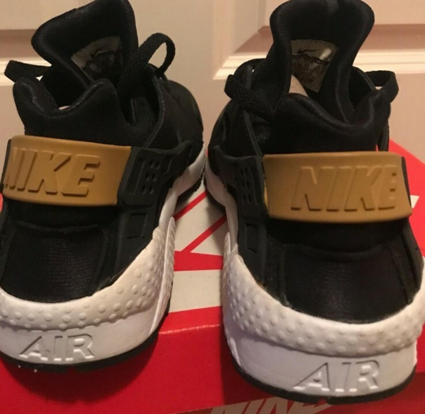 Nike 2013 Huarache Le Black Tour US 9.5 UK 8.5 EU 43