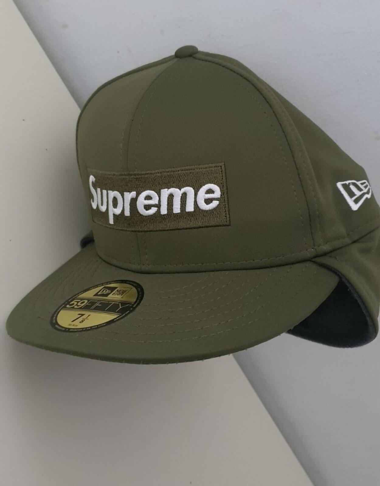 FW20 Supreme Windstopper Earflap Box Logo New Era size 7 1/8 Gore-Tex cap hat