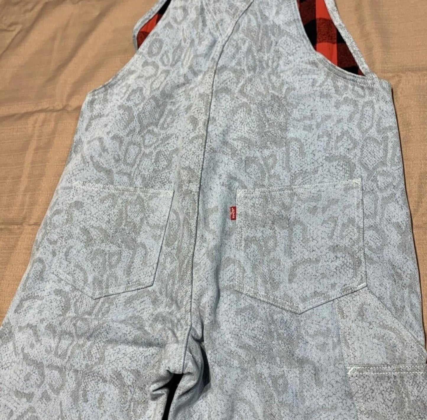 FW17 Supreme x LEVI'S Snakeskin Overalls Latzhose Hellblau Größe M