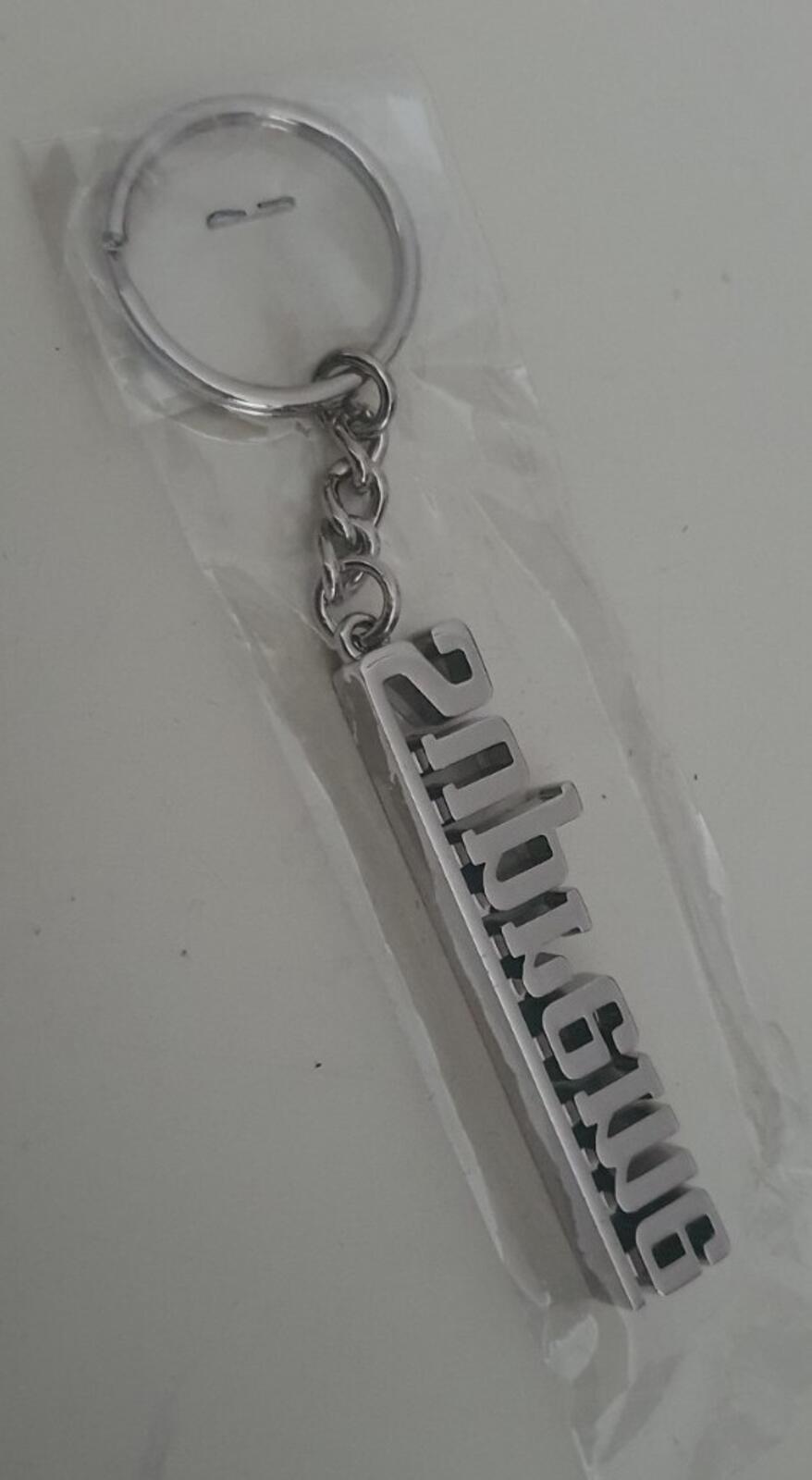 FW16 Supreme Grand Prix Keychain Silver Metal