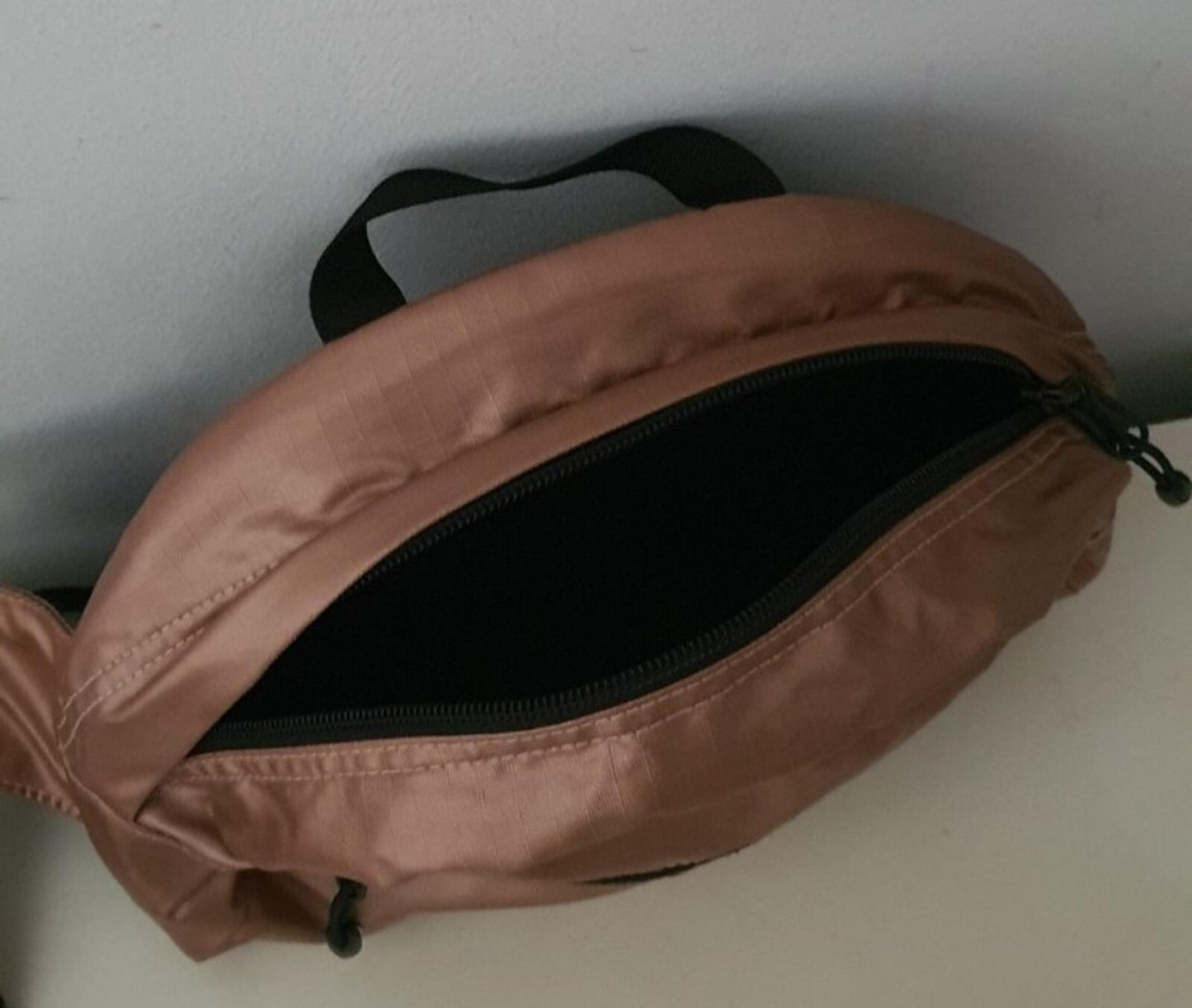 SS18 Supreme The North Face Metallic Roo II Lumbar bag rose gold waist bag belt