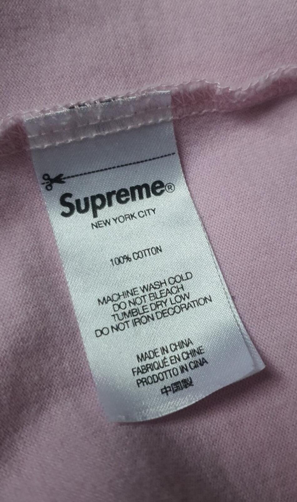 FW21 Supreme Small Box logo tee Size S Small Pink T-shirt