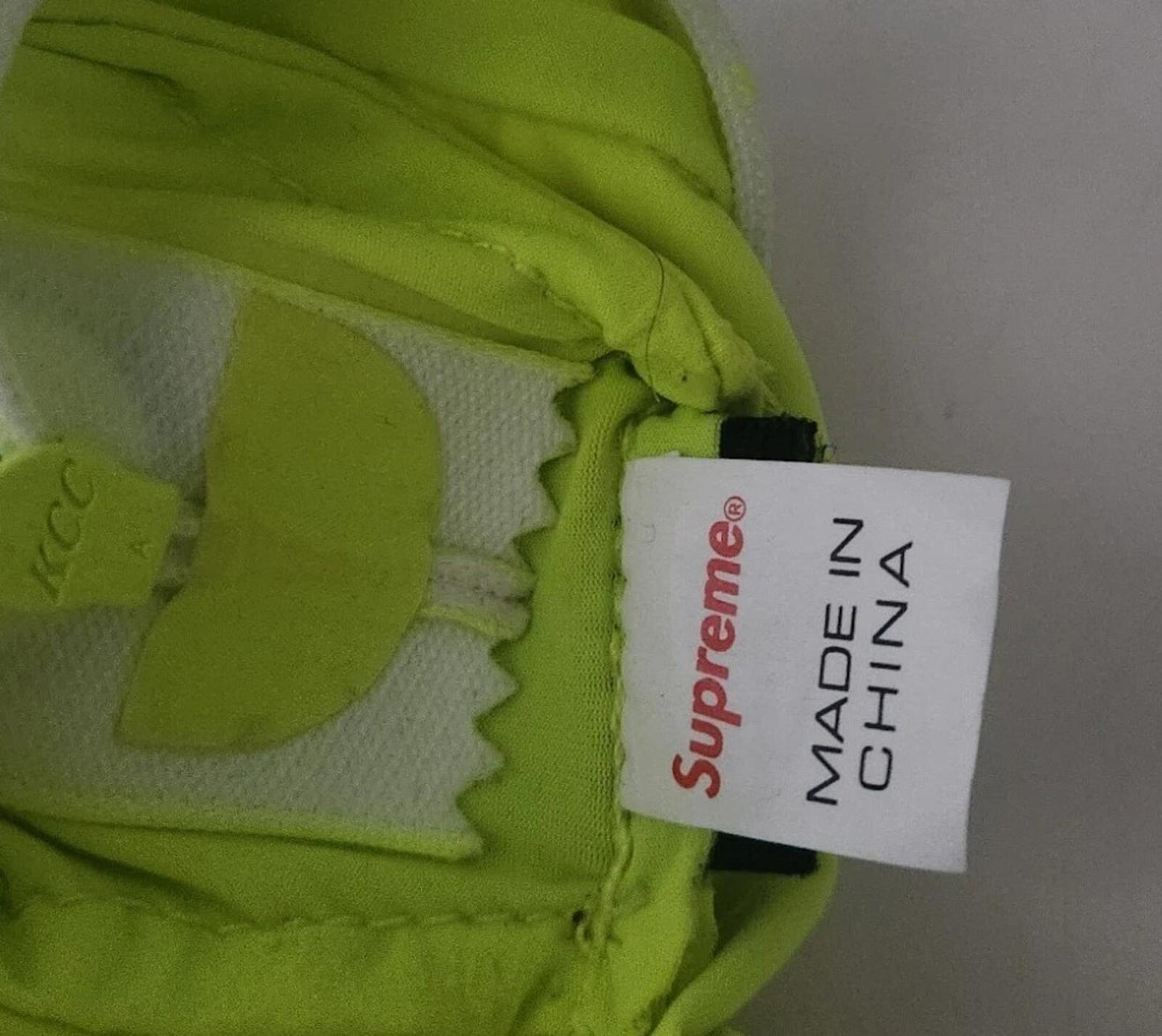 SS19 Supreme Running Bag Leuchtgelb Reflektierender Besatz
