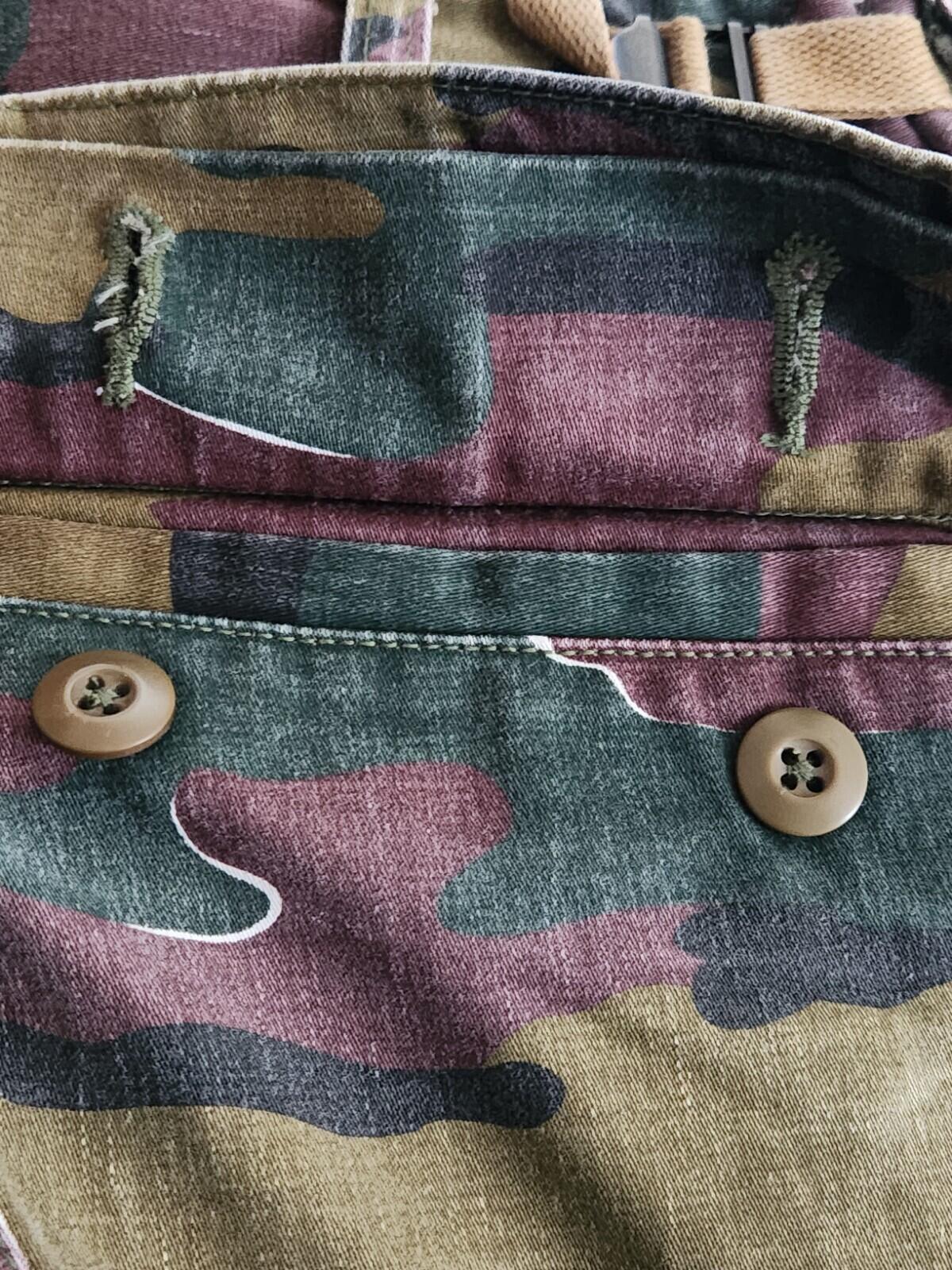 SS18 Supreme cargo pant size 34 W34 L 32 trousers pants Jigsaw Camo