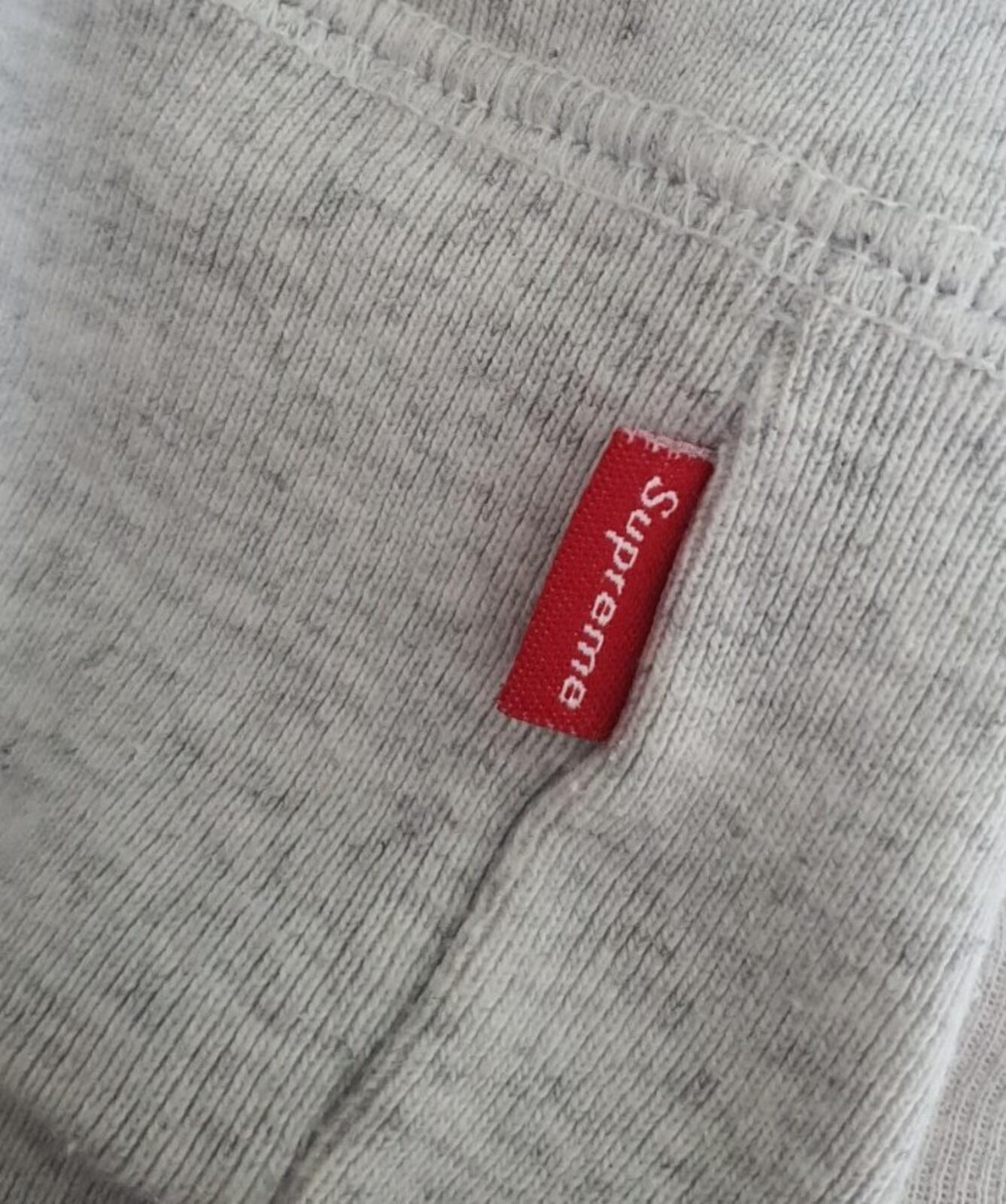 FW21 Supreme Cities Crewneck Gris Ceniza Talla M