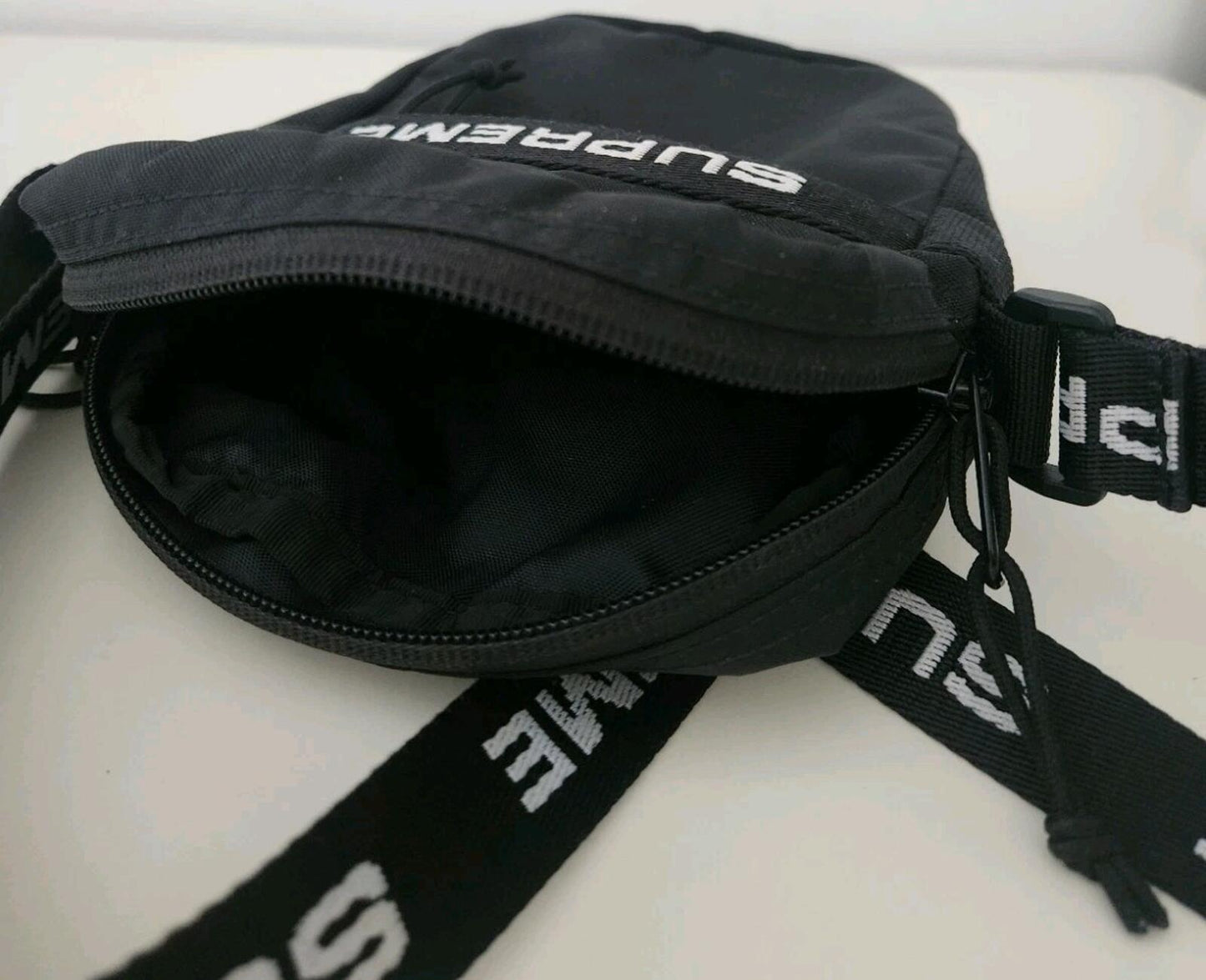 FW22 Supreme shoulder bag black Water Resistant