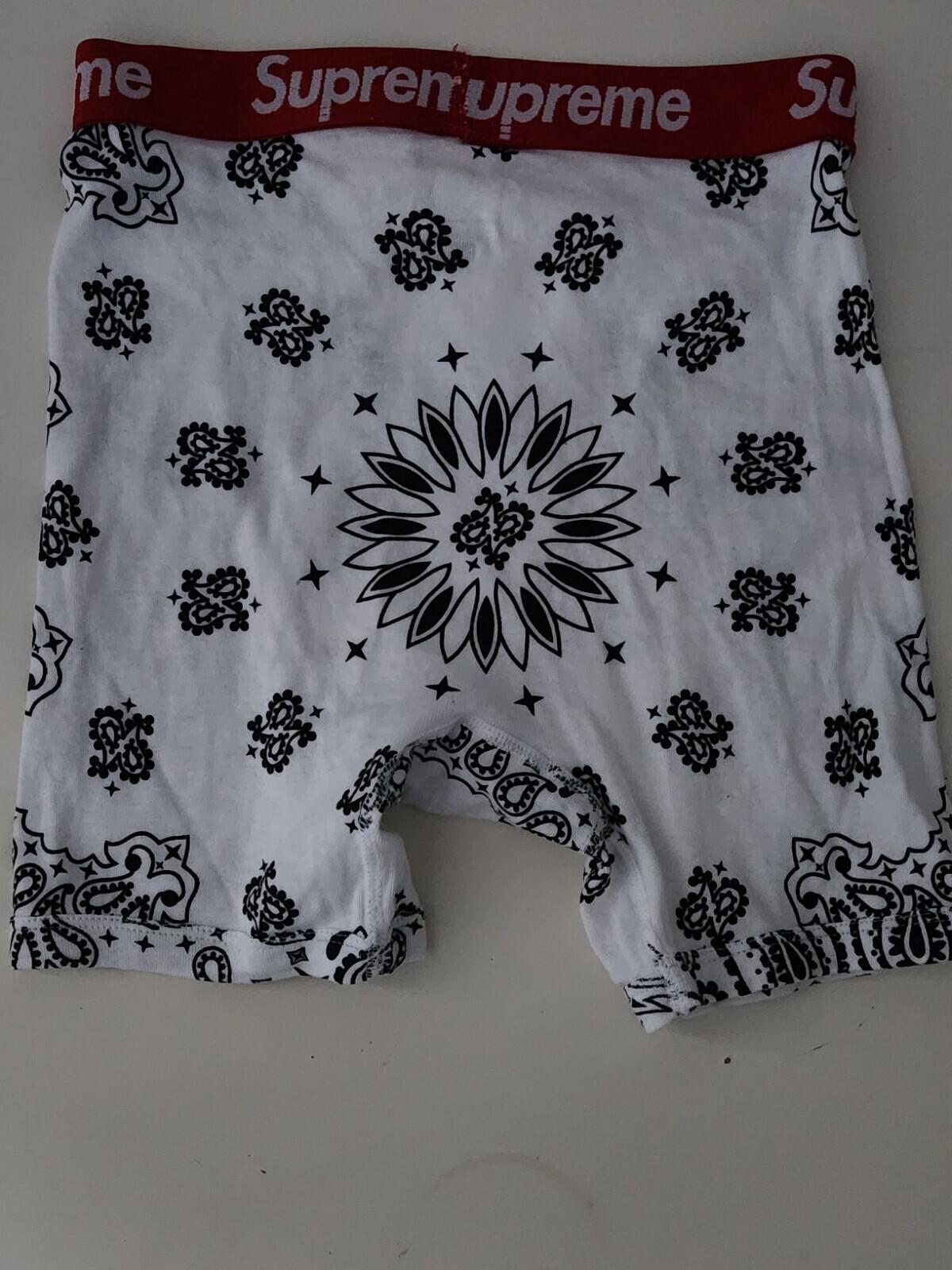 FW22 Supreme Hanes bandana boxer briefs New Underwear Size S Small White Shorts