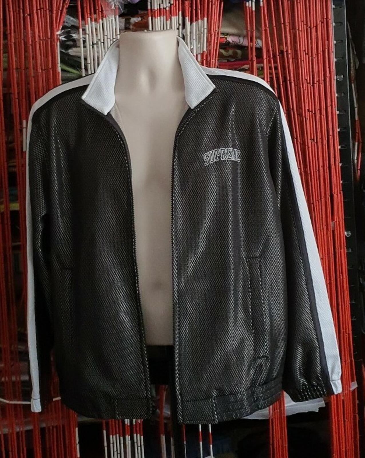 SS18 Supreme bonded mesh track jacket size S small black New