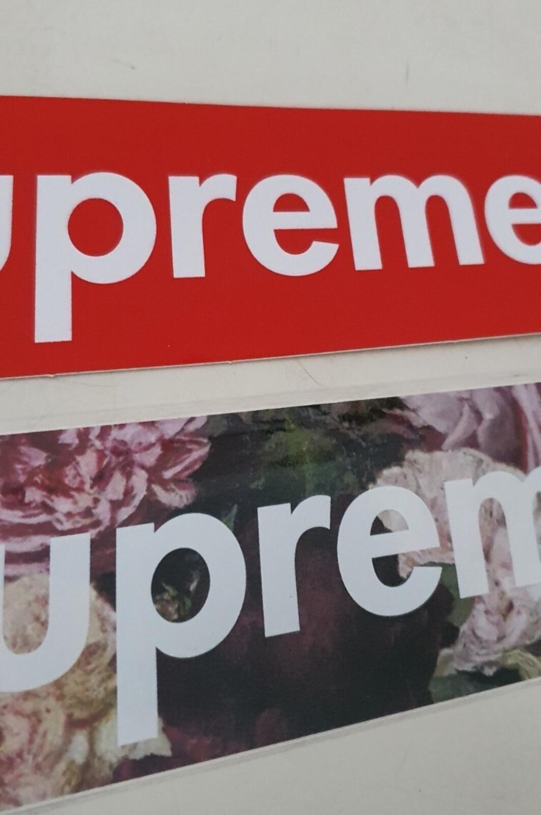 SS13 Supreme Power Corruption Lies Adhesivo con logo de caja