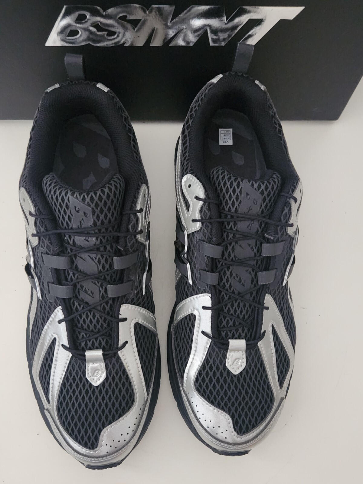 New Balance 1906R x The Basement Night Chrome US 9.5 UK 9 EU 43 Black Sneaker