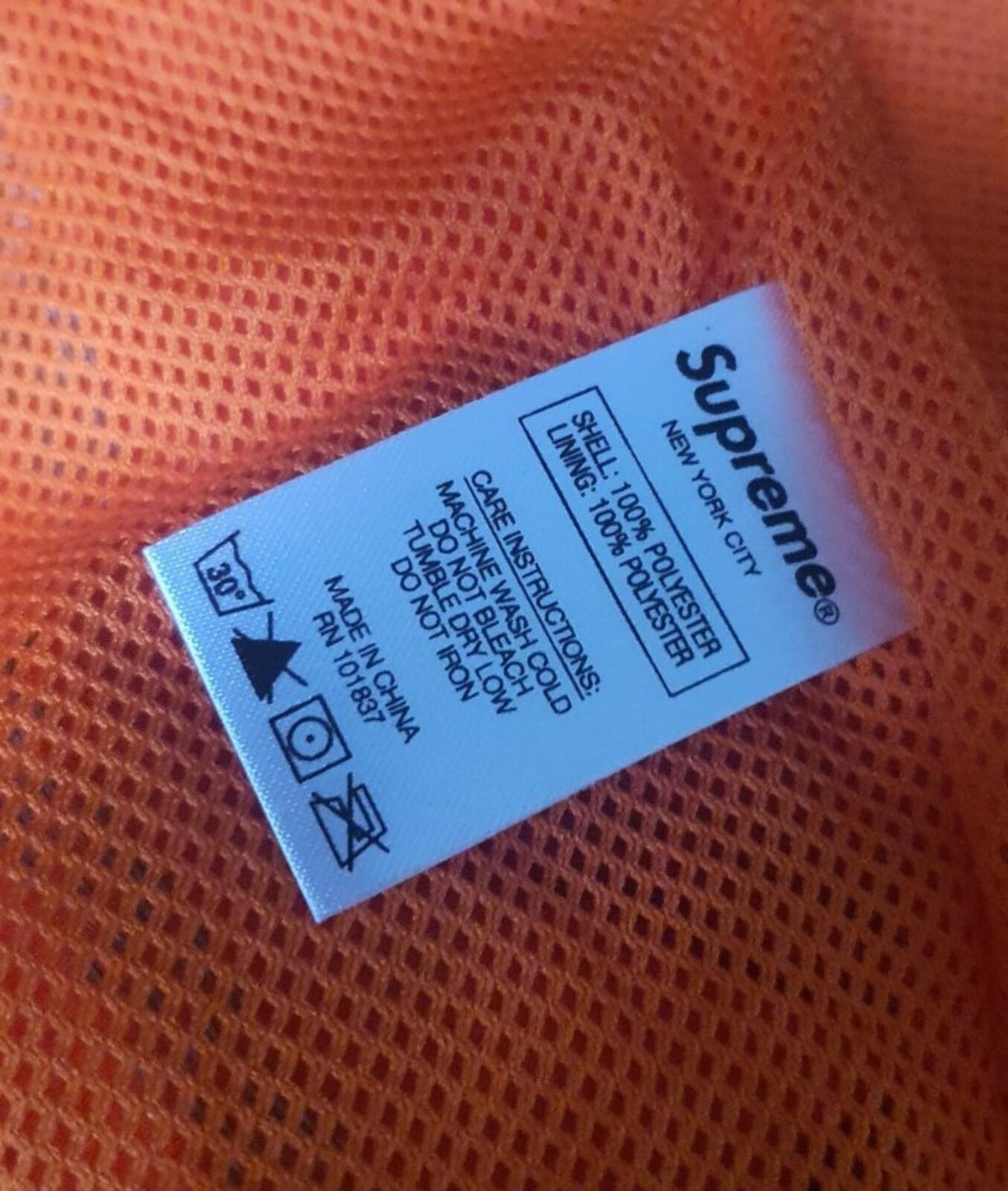 FW18 Supreme Reflective Text Track Jacket Naranja Talla S Resistente al agua