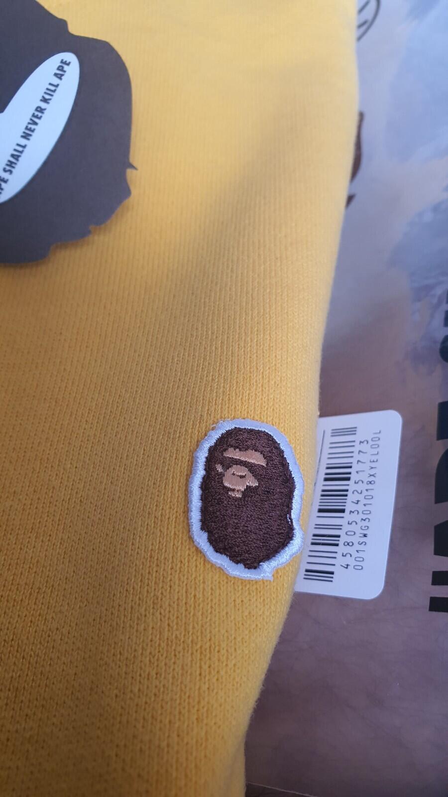 A BATHING APE Bape head one point Crewneck RRP £199 yellow