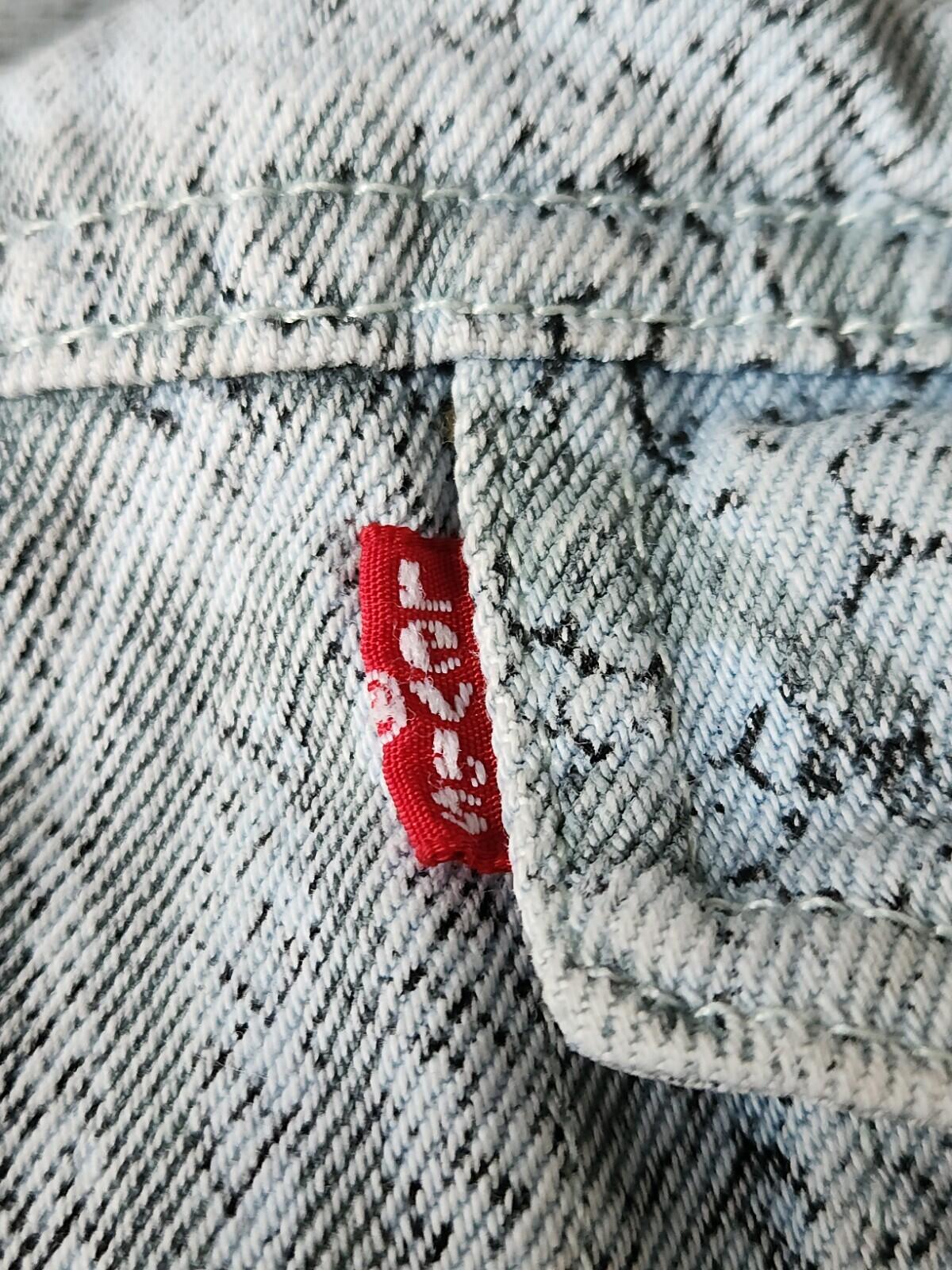 FW17 Supreme x LEVI'S Snakeskin Trucker Jacket Light Blue M Medium Levis Denim