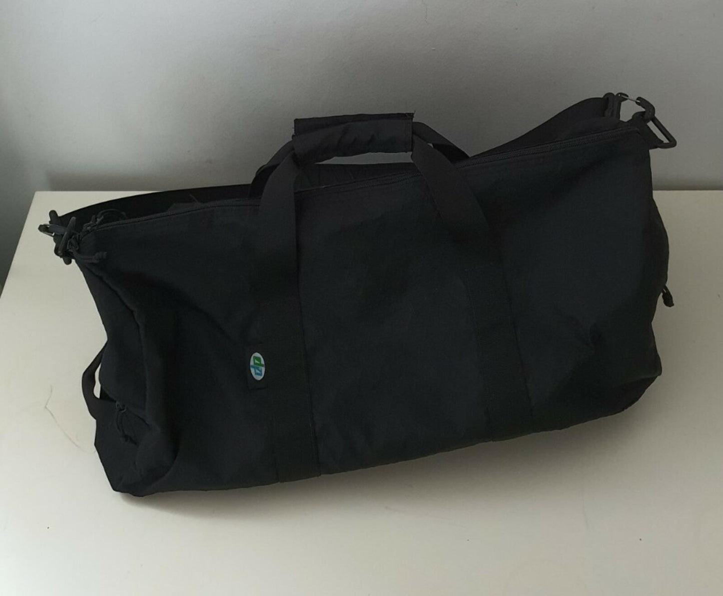 FW18 Supreme Duffle bag Water and Abrasion resistant 3M reflective logo Black