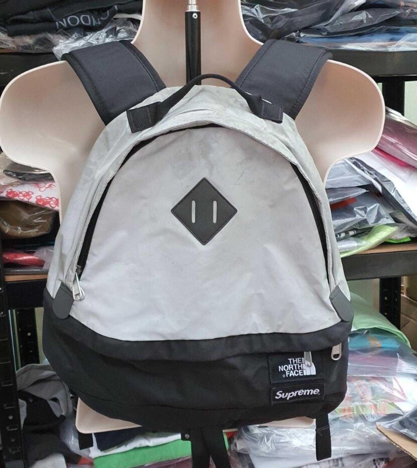 SS13 Supreme THE NORTH FACE 3M Reflective Day Pack Backpack Bag Silver