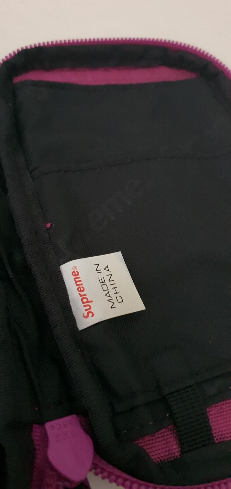 FW19 Supreme magenta small zip pouch cordura nylon bag Water resistant wallet