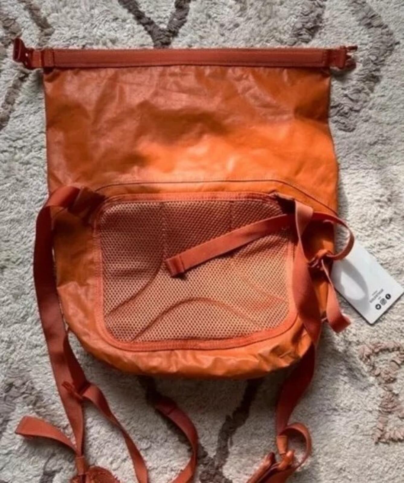 FW20 Supreme waterproof reflective speckled shoulder bag Orange New