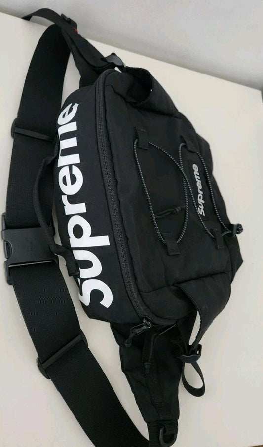 Riñonera Supreme SS17 Negra