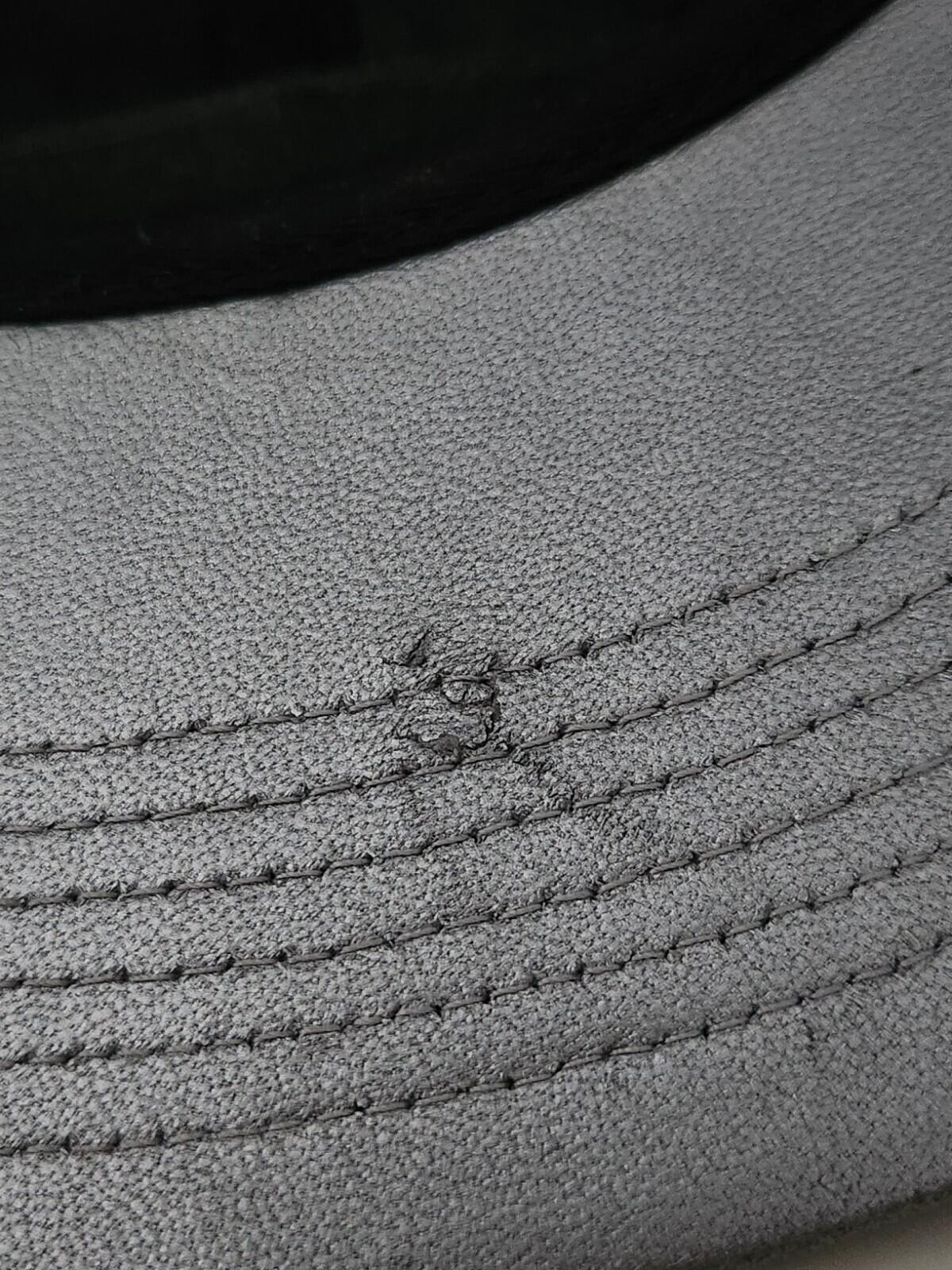 FW16 Supreme Leather Camp Cap Silber