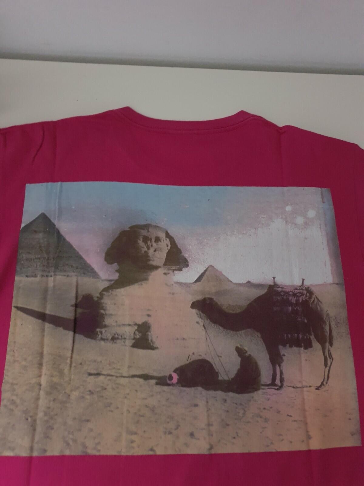 SS12 Supreme Giza Tee magenta medium M Pink t-shirt vintage 2012 Pyramid Sphinx