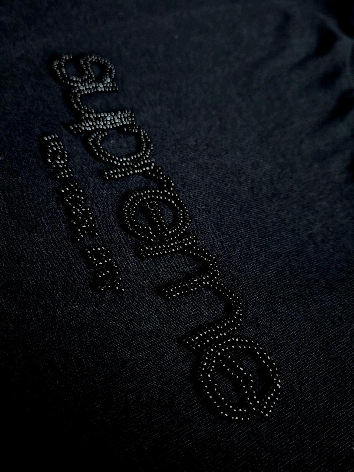 SS20 Supreme Beaded Logo S/S top Black Tee size L large T-Shirt