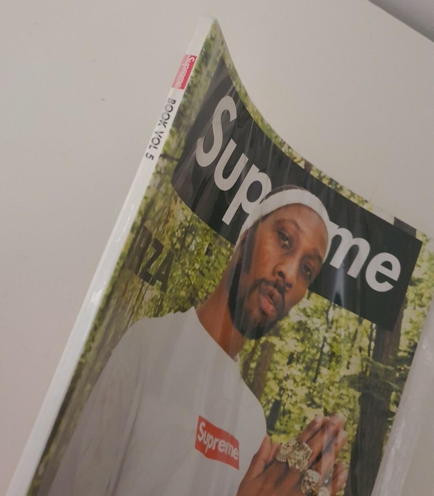 Supreme book n.5 from 2009 catalogue magazine including SUP tote bag Very Rare