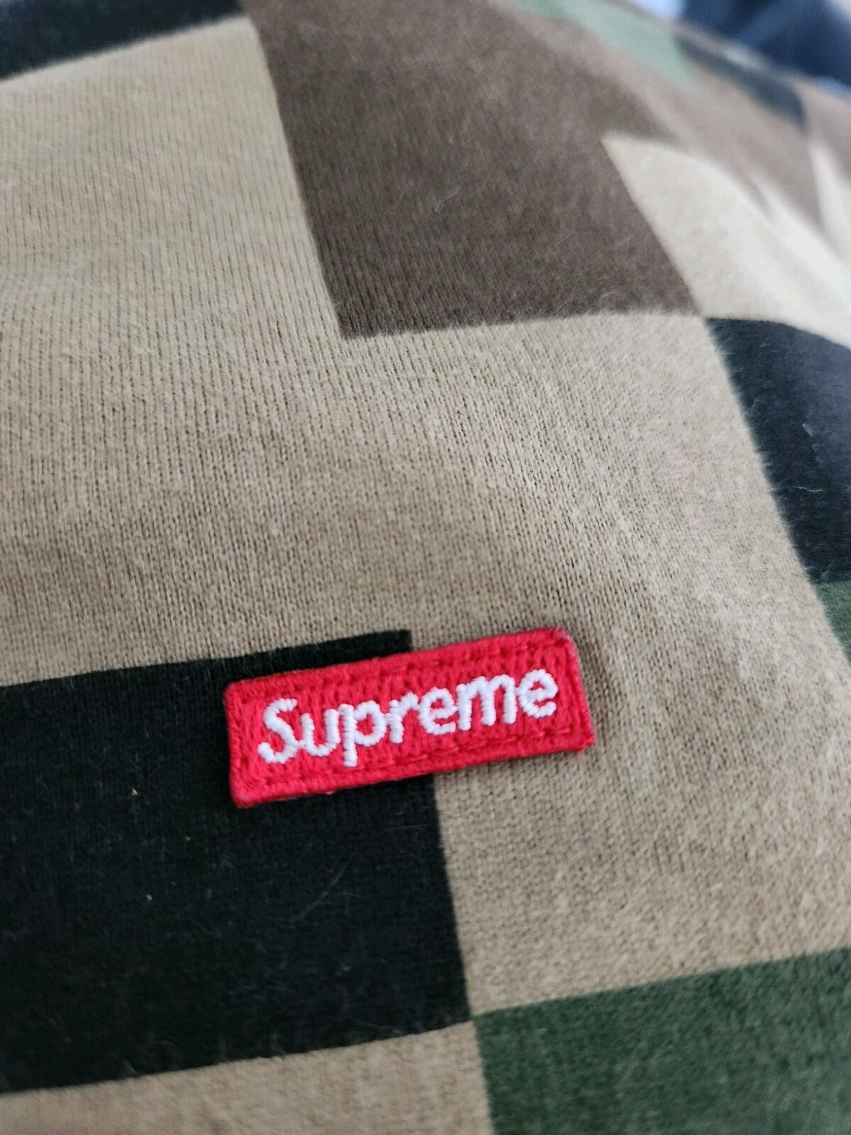 FW20 Supreme Small Box L/S Tee Digi Camo Top size S Small T-shirt