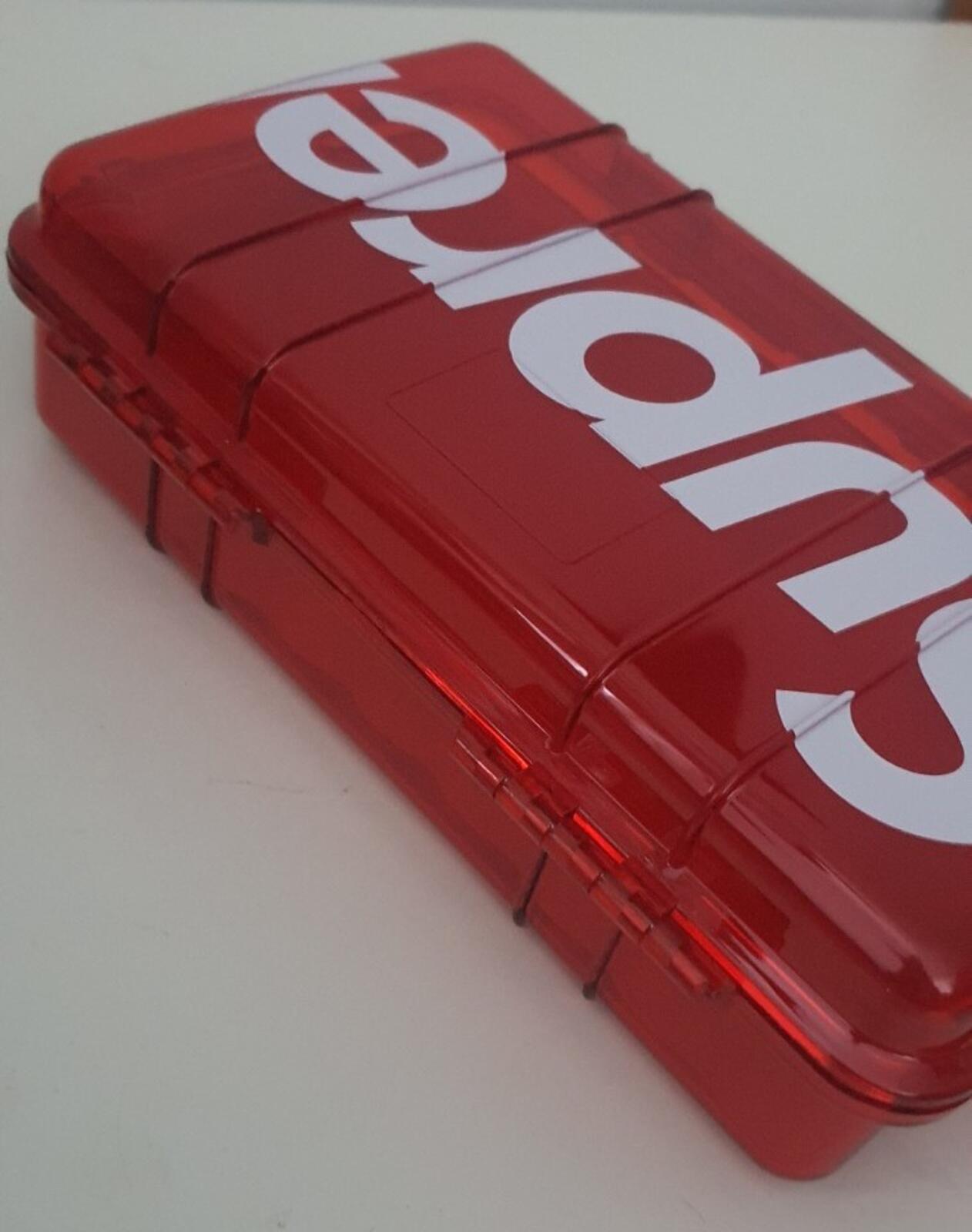 FW19 Supreme x Pelican 1060 case Watertight Dustproof Crushproof Red Box Used 1x