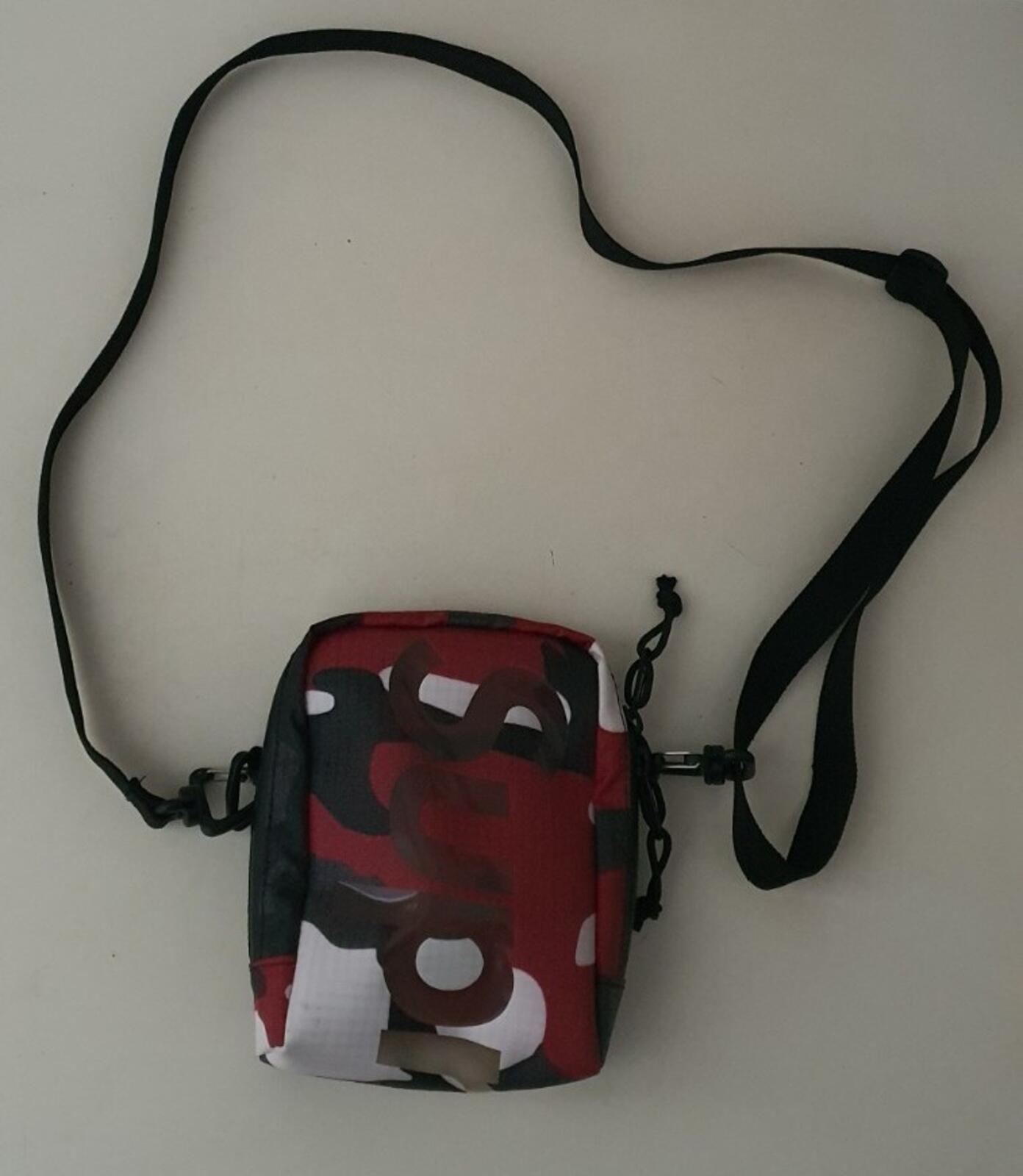 SS21 Supreme Neck Pouch Shoulder Bag Red Camo Water Resistant