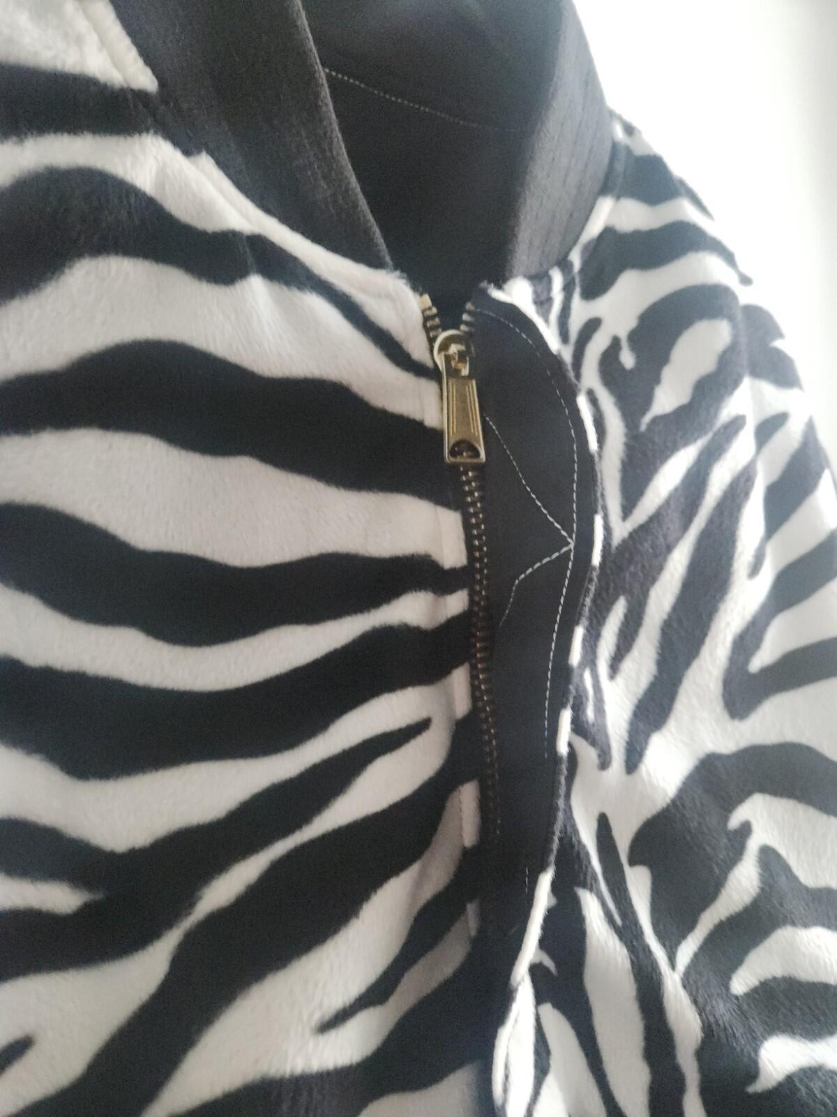 SS17 Supreme contrast stitch reversible MA-1 jacket size L Large Black / Zebra