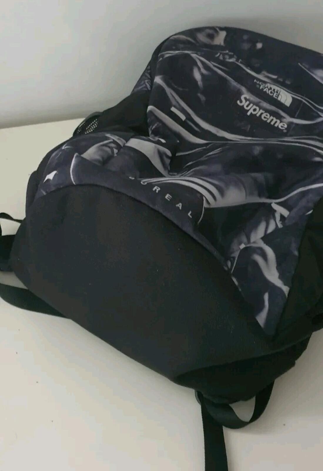 SS23 FW18 Supreme x The North Face Tromple L'oeil Printed Borealis backpack Bag