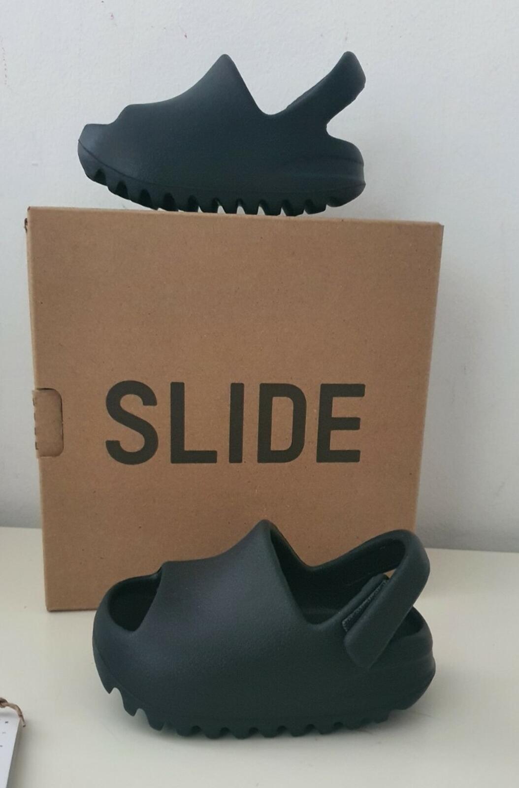 ADIDAS YEEZY New INFANTS ONYX SLIDE 4K UK 4K Black grey slides Baby