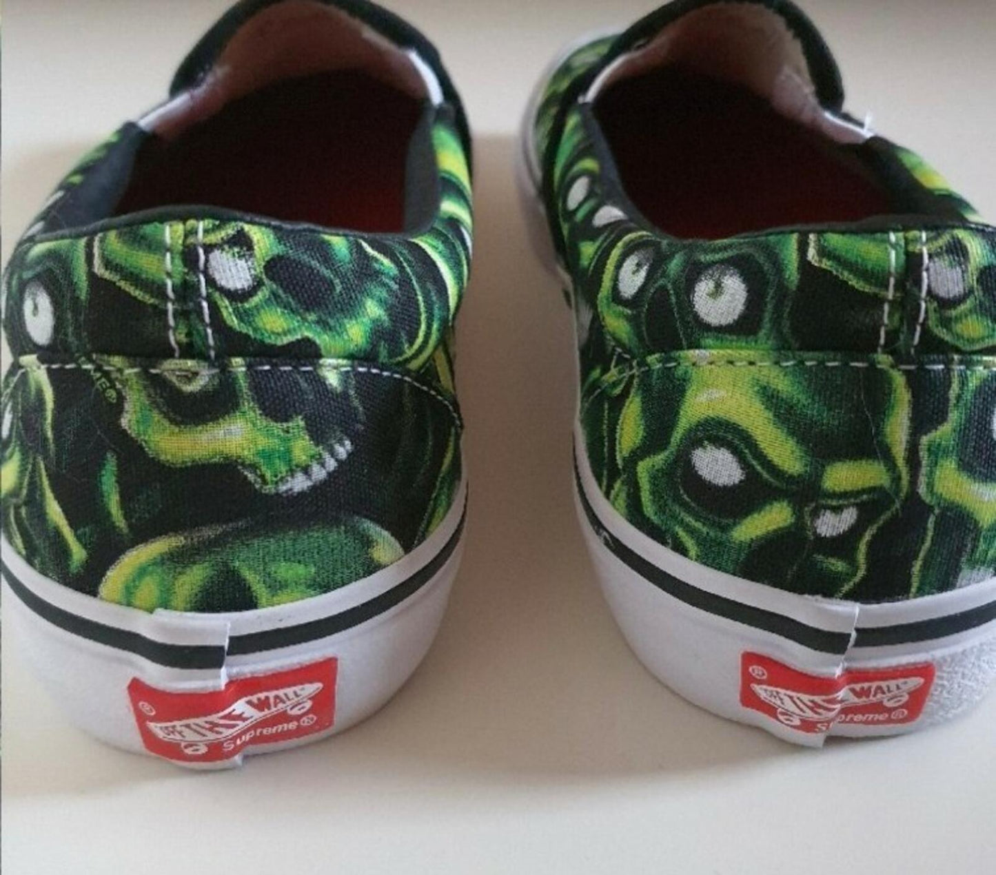 SS18 Supreme x Vans Skull Pile Slip-On Pro US 8 UK 7 EU 40.5 Glow in the dark