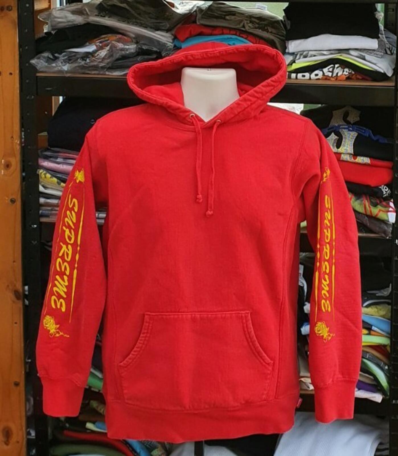 FW16 Supreme Rose Hooded Sweatshirt Red Size M