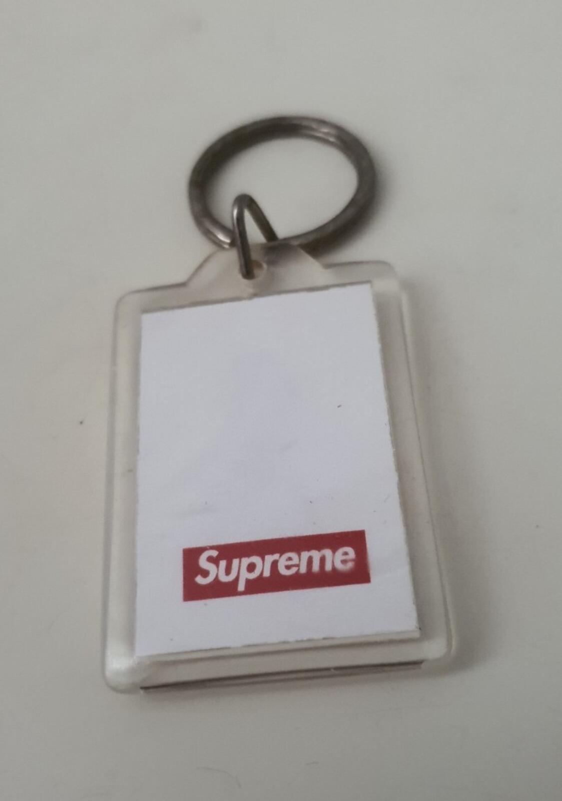 FW11 Supreme Biggie keychain keyring Notorious BIG vintage from 2011 Very Rare