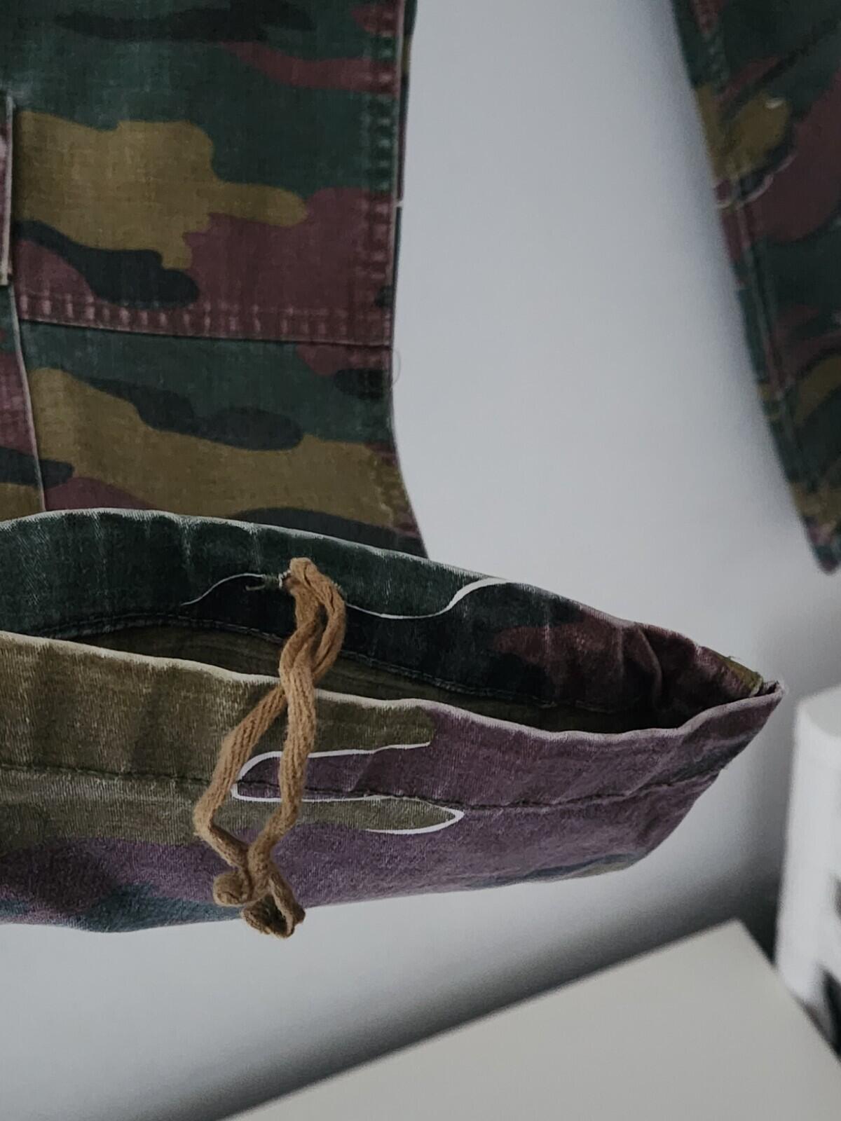 SS18 Supreme cargo pant size 34 W34 L 32 trousers pants Jigsaw Camo