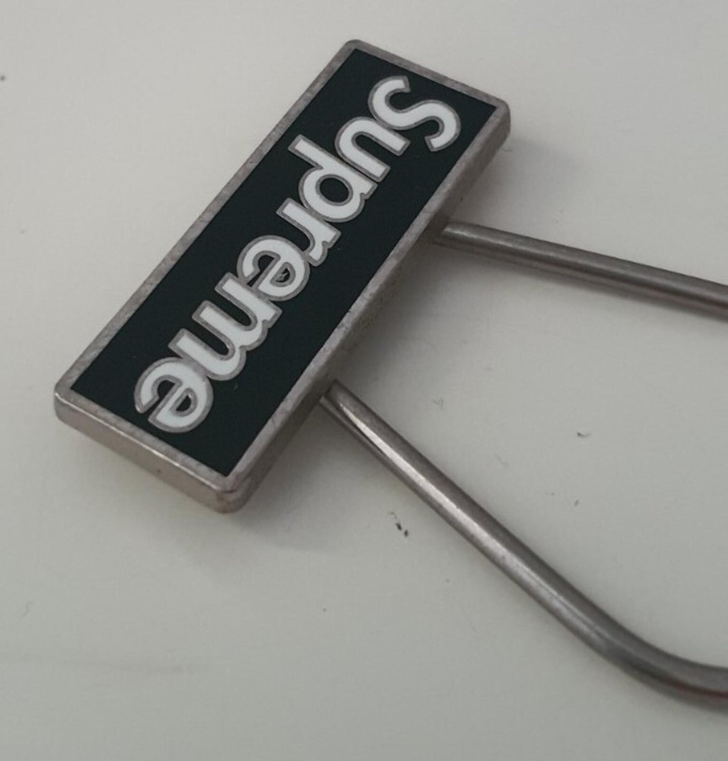 FW15 Supreme Clip Keychain Black