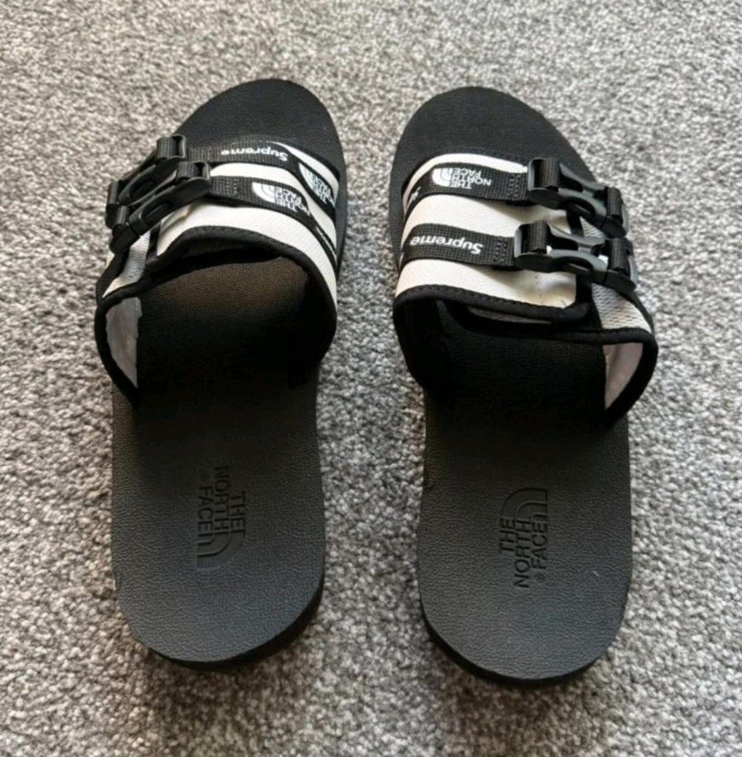 SS22 Supreme The North Face Trekking Sandal Slides Stone White UK 9 US 10 EU 43